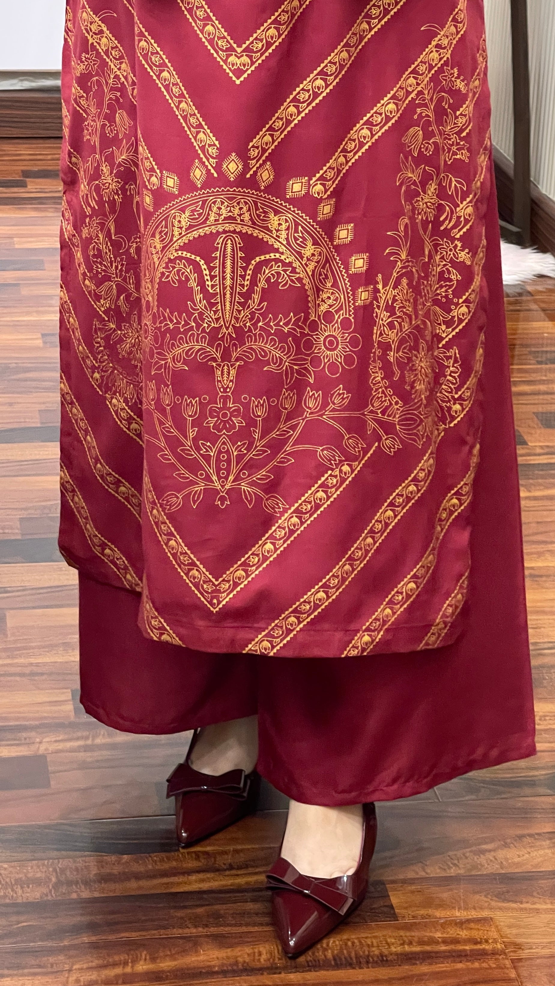 Saadgi Handwork Neck 2pc